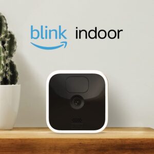 Blink Indoor, Videocamera di sicurezza in HD, senza fili, batteria autonomia 2 anni, rilevazione movimento, comunicazione bidirezionale, compatibile con Alexa | 4 videocamere