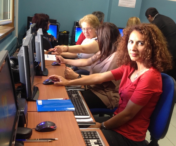 Acicatena: Corso base di Informatica 18-19-20 e 21 Maggio